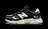 9060 "Black / White"